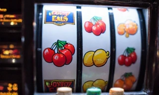 Slot machine reels with fruit symbols